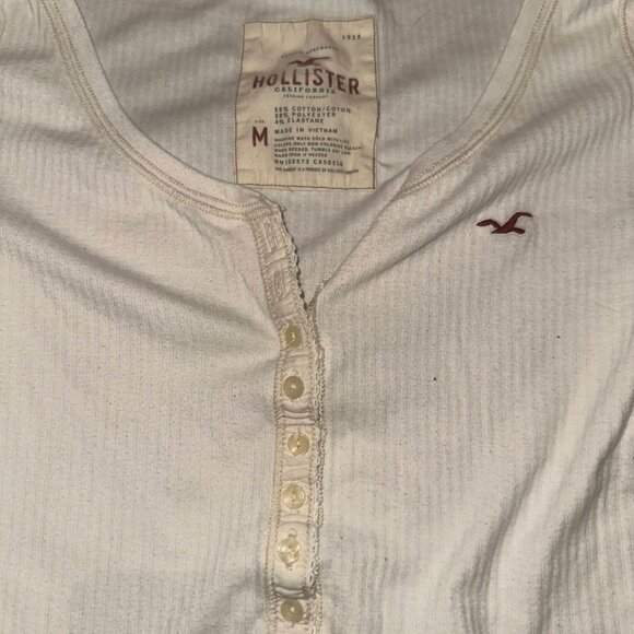 Hollister 90s long Henley T-Shirt - Picture 2 of 2